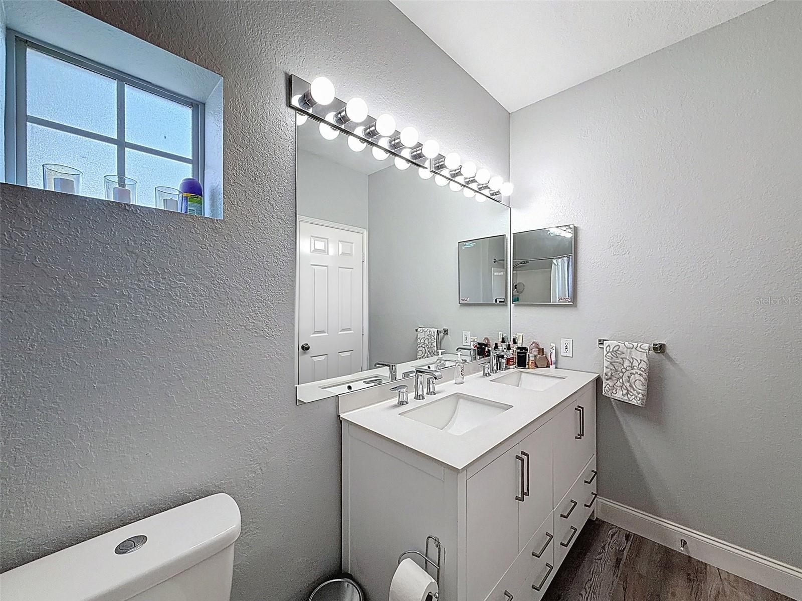 4340 BAYSIDE VILLAGE DR #201, TAMPA, FL — photo 30