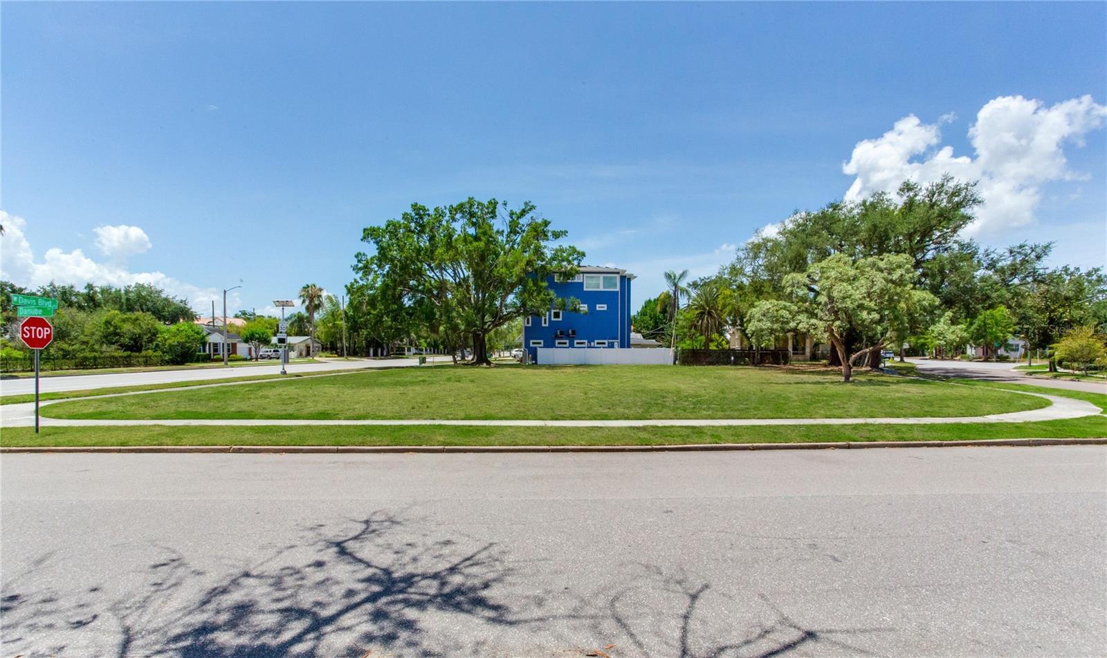 116 W DAVIS BLVD, TAMPA, FL — photo 10