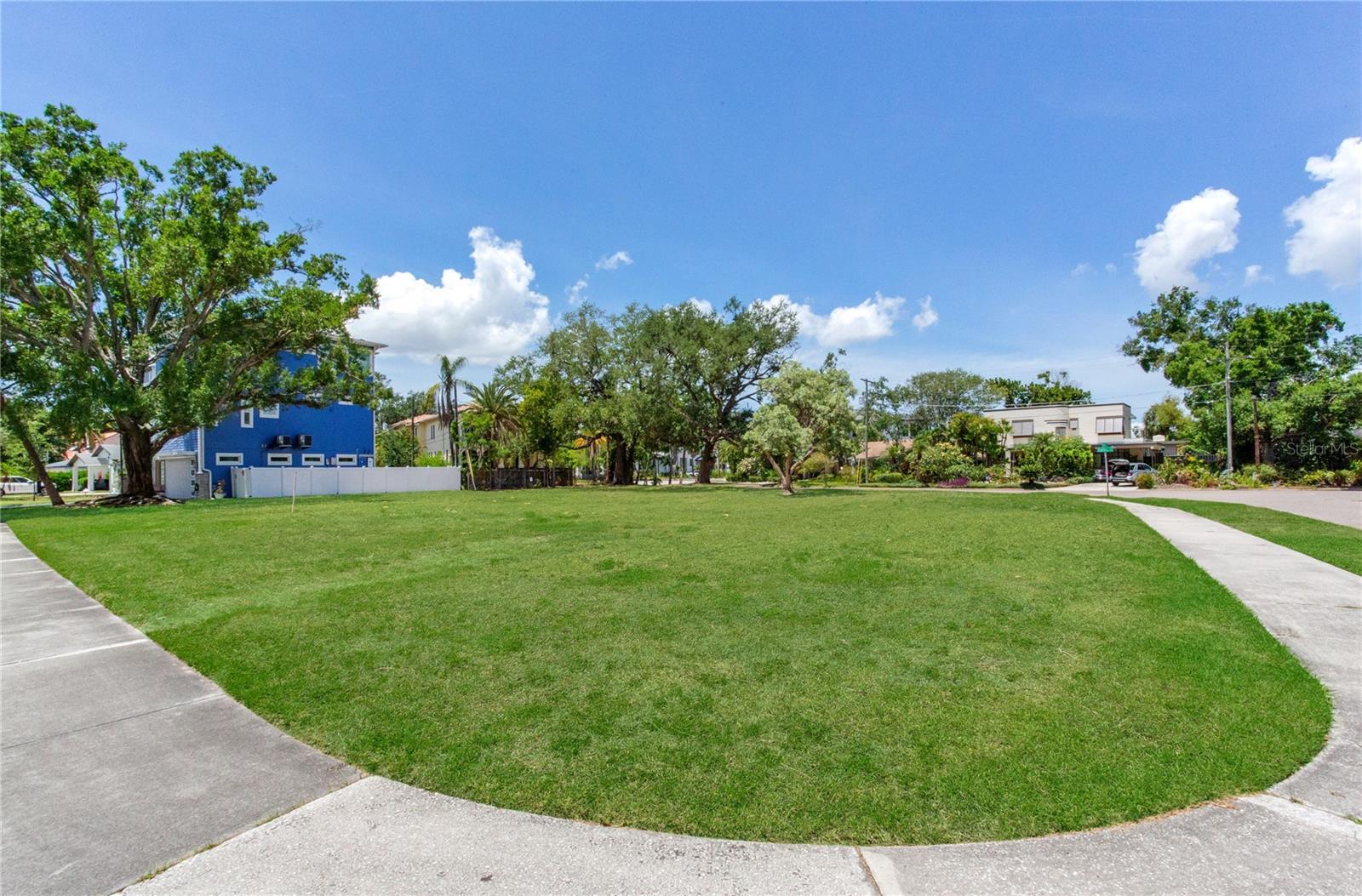 116 W DAVIS BLVD, TAMPA, FL — photo 12