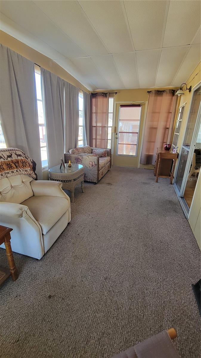 585 SKY HARBOR DR #326, CLEARWATER, FL — photo 7