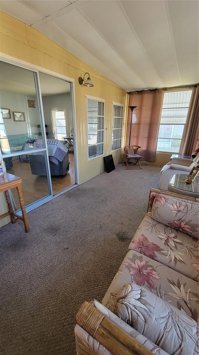 585 SKY HARBOR DR #326, CLEARWATER, FL — photo 8