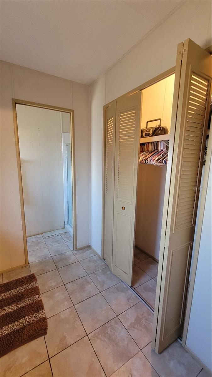 585 SKY HARBOR DR #326, CLEARWATER, FL — photo 13