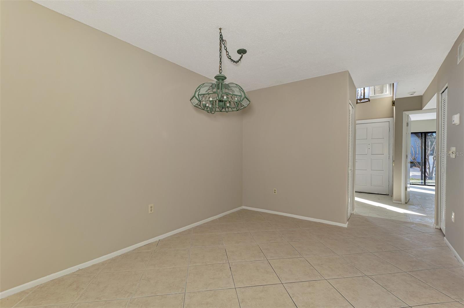 984 N BENEVA RD #T7, SARASOTA, FL — photo 9