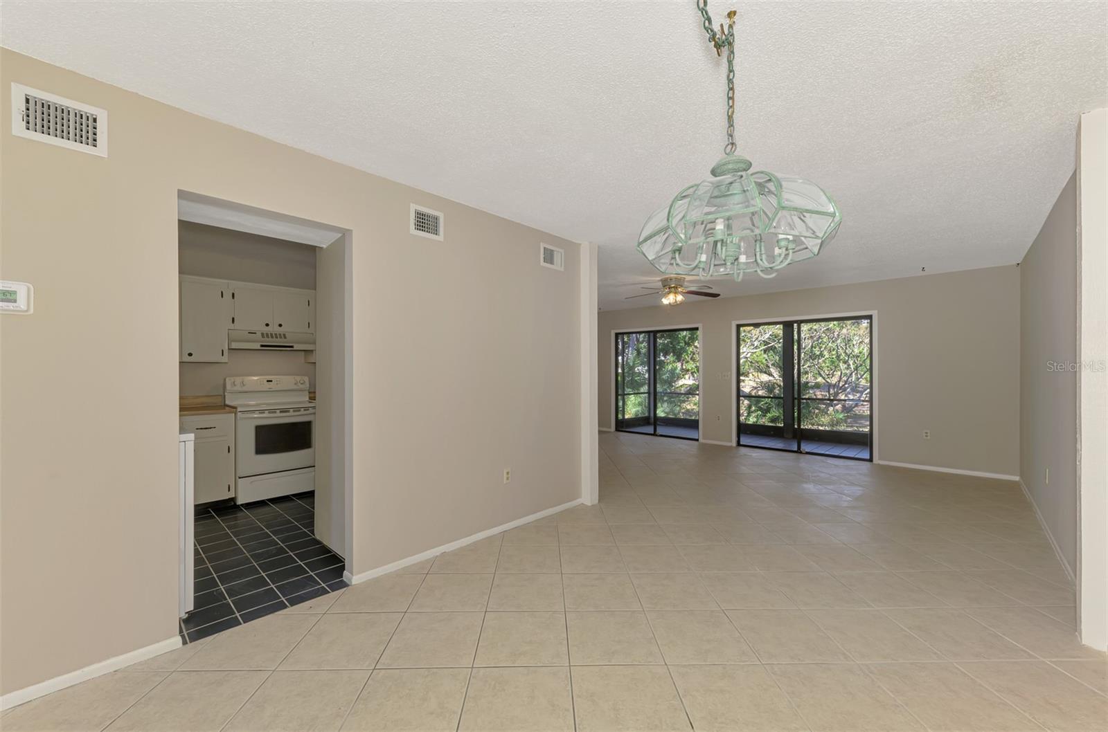 984 N BENEVA RD #T7, SARASOTA, FL — photo 11