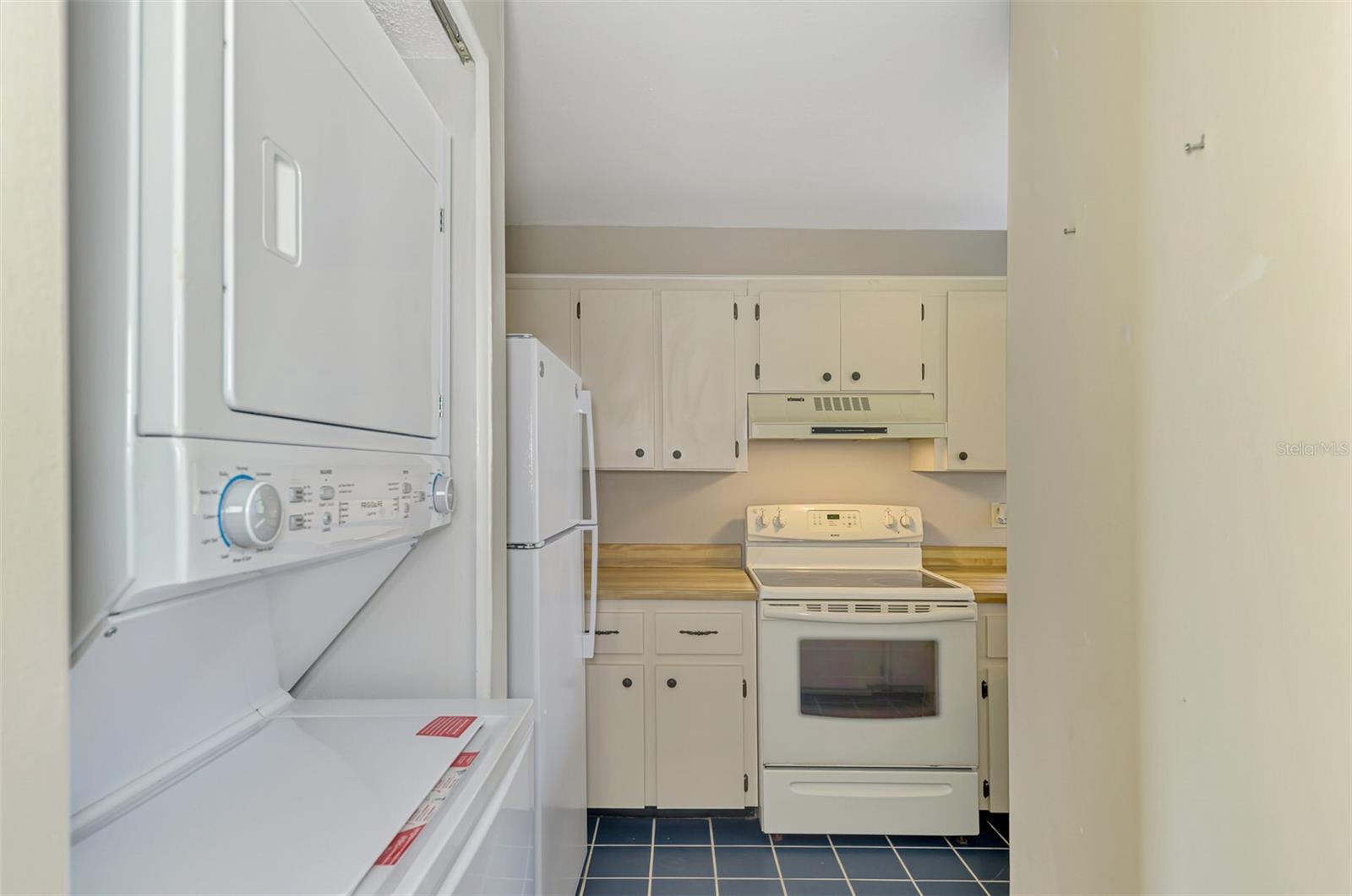 984 N BENEVA RD #T7, SARASOTA, FL — photo 16