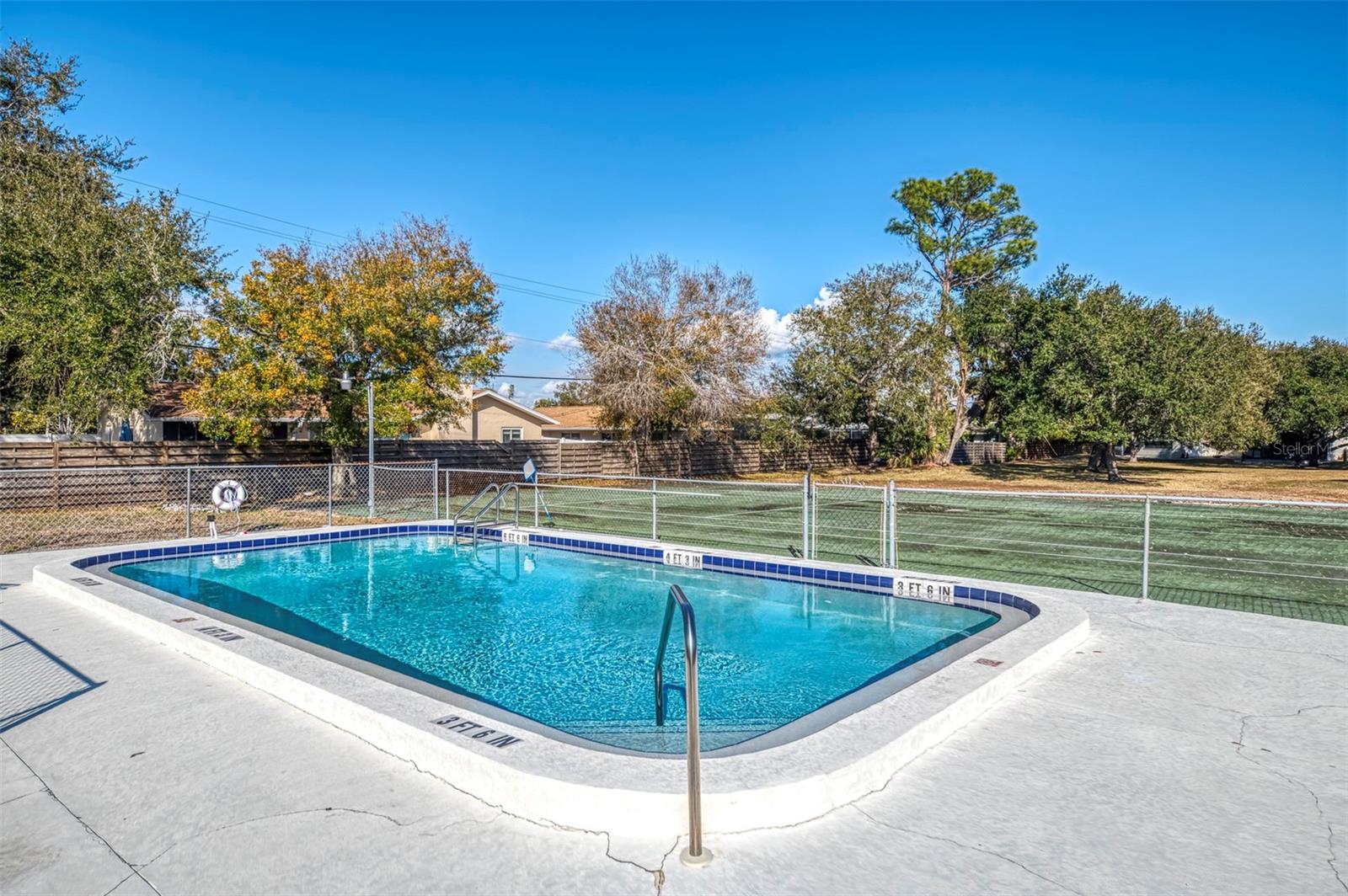 984 N BENEVA RD #T7, SARASOTA, FL — photo 43