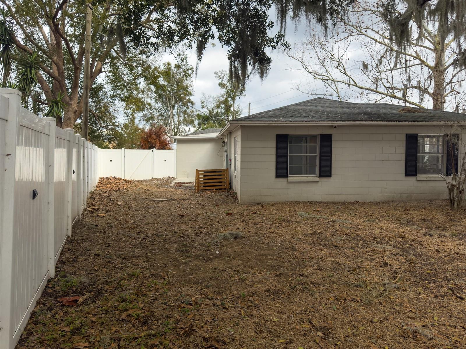 1047 CLAY BLVD, EUSTIS, FL — photo 57
