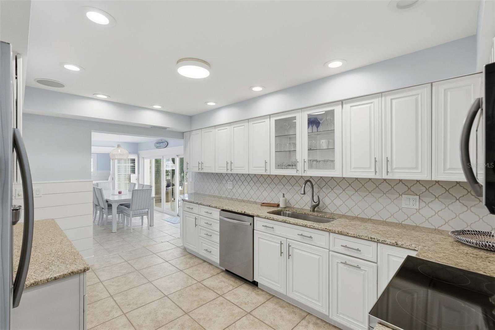 2822 W VINA DEL MAR BLVD, ST PETE BEACH, FL — photo 13