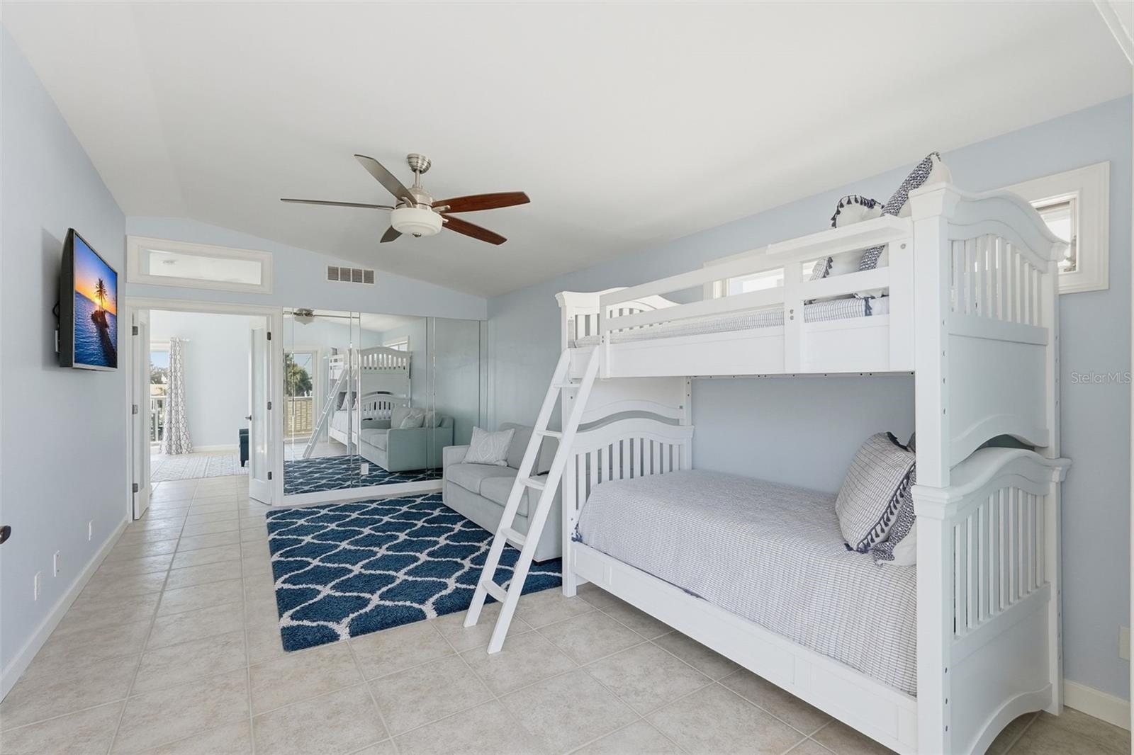 2822 W VINA DEL MAR BLVD, ST PETE BEACH, FL — photo 24