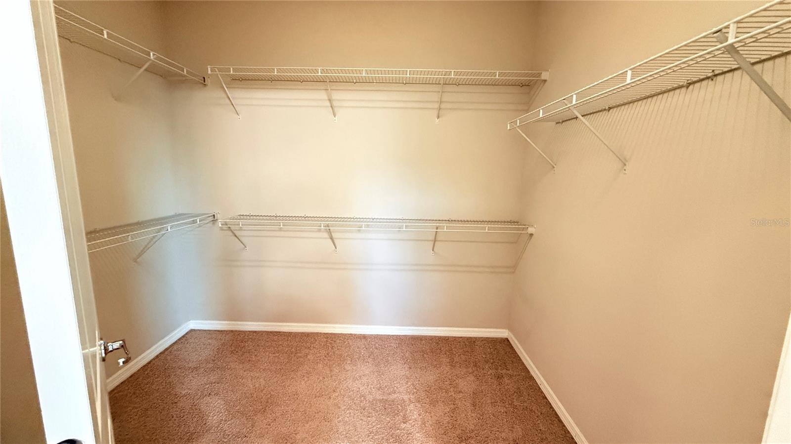 588 PIAZZA PT, OVIEDO, FL — photo 30