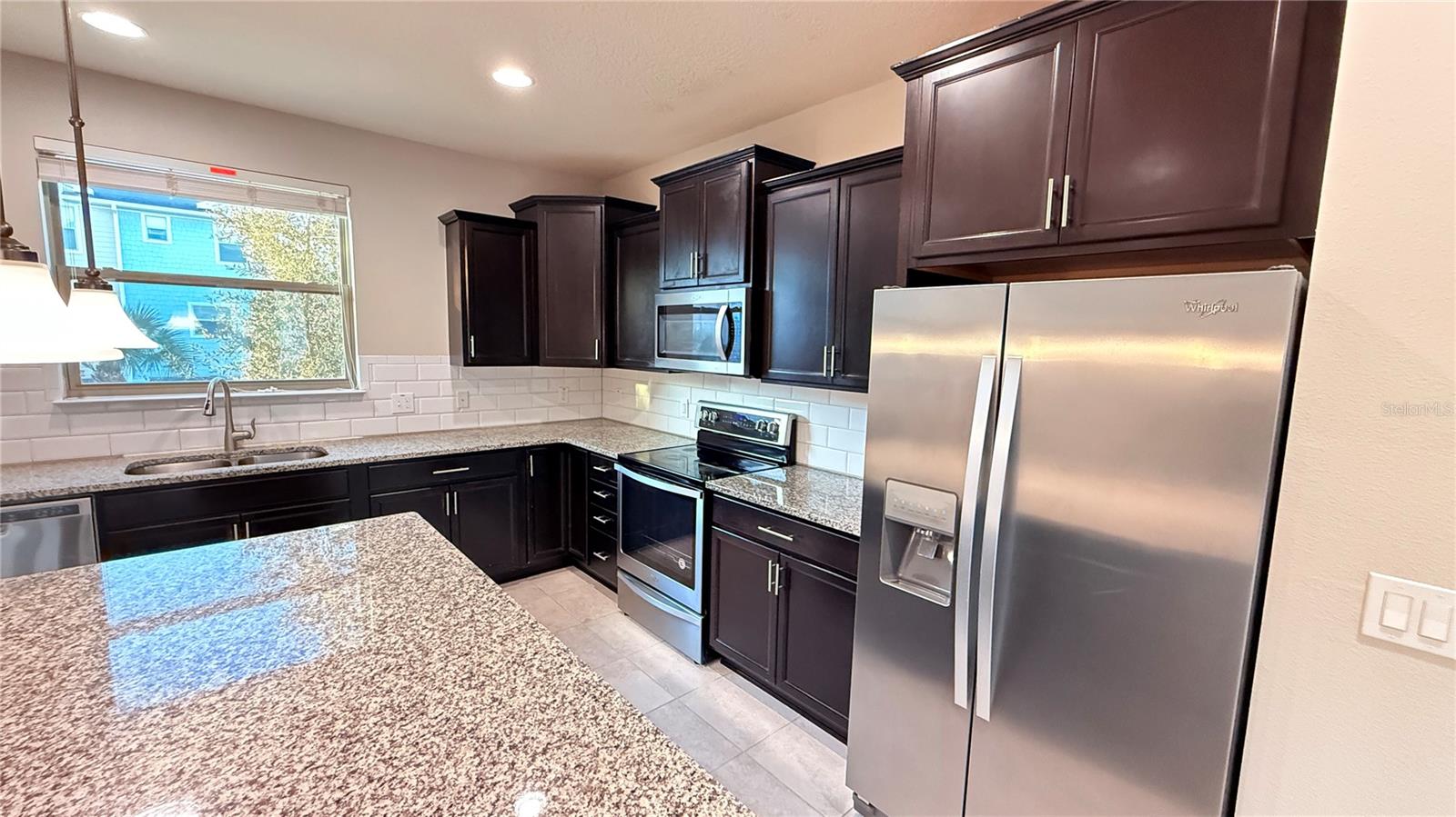 588 PIAZZA PT, OVIEDO, FL — photo 12