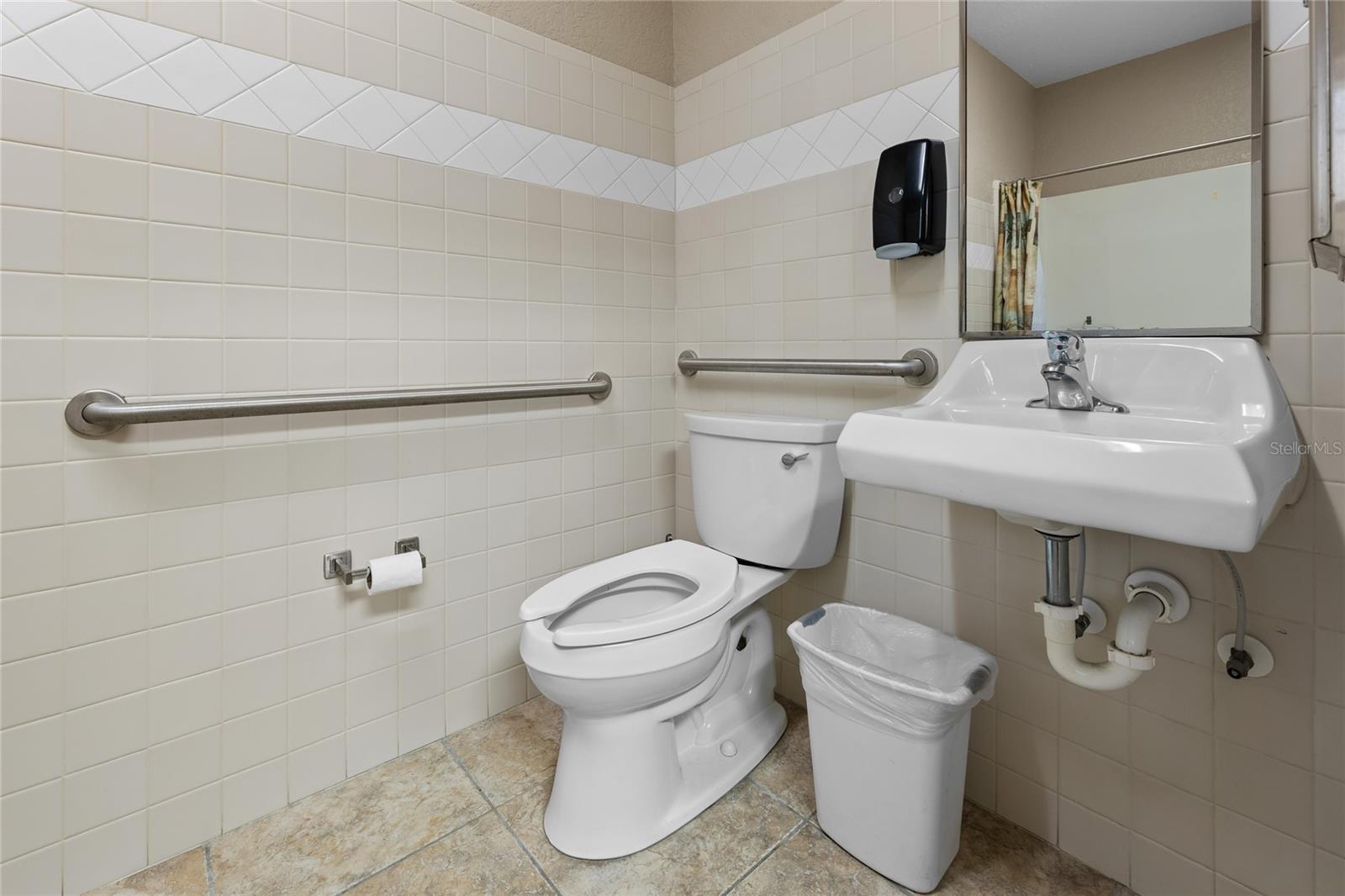 3300 N HIGHWAY 19A, MOUNT DORA, FL — photo 100