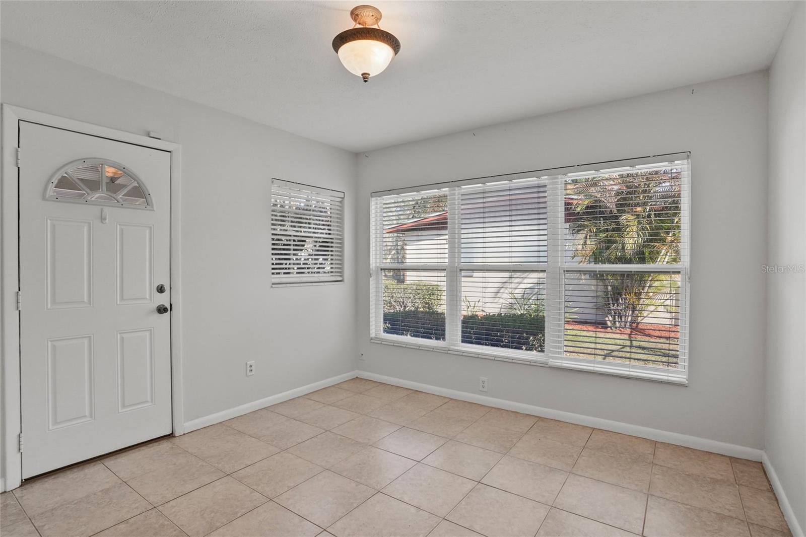 1708 POND LAKE DR, TAMPA, FL — photo 8