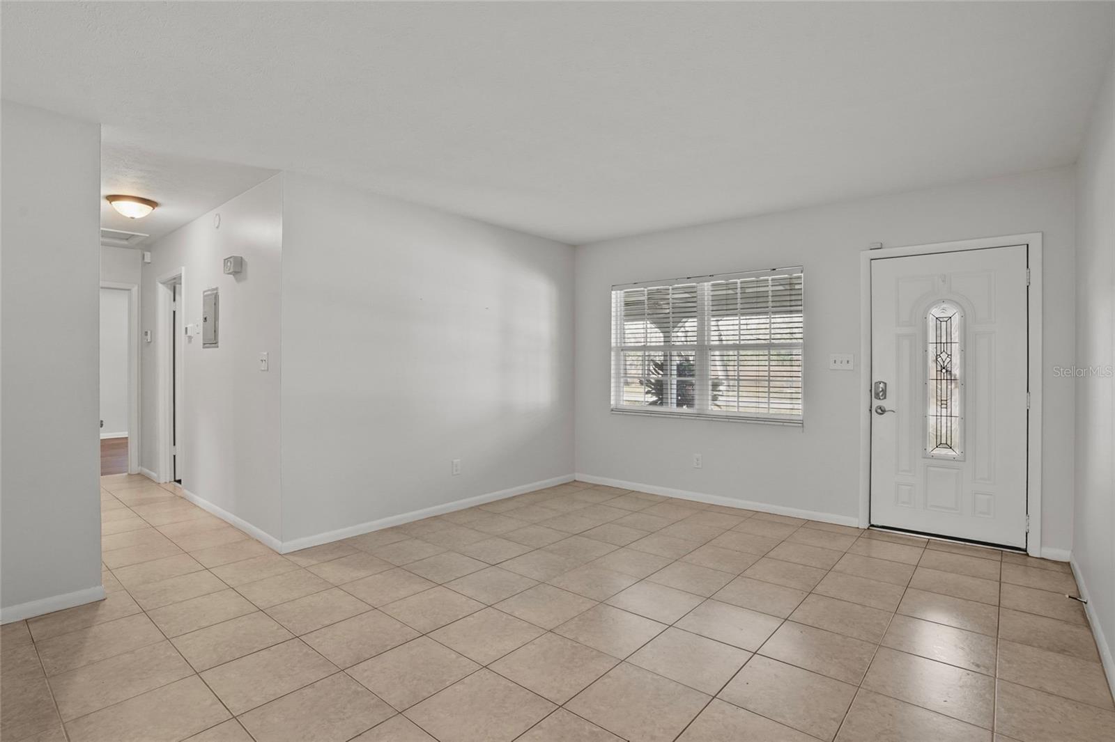 1708 POND LAKE DR, TAMPA, FL — photo 9