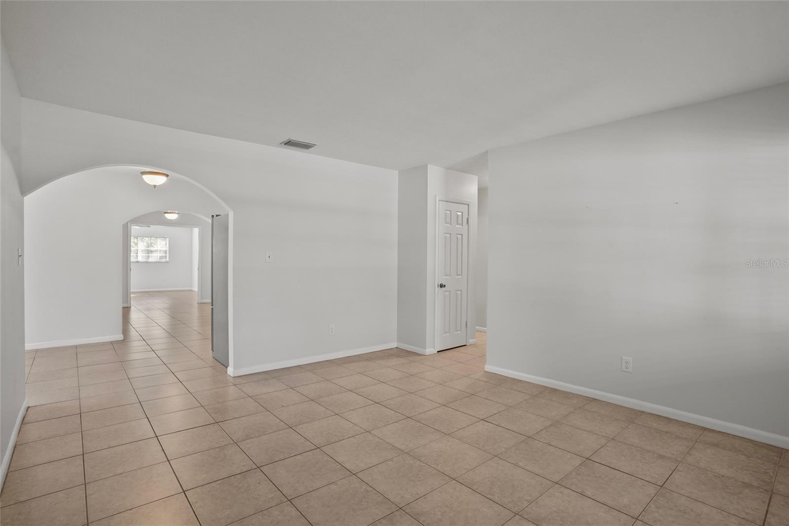 1708 POND LAKE DR, TAMPA, FL — photo 11