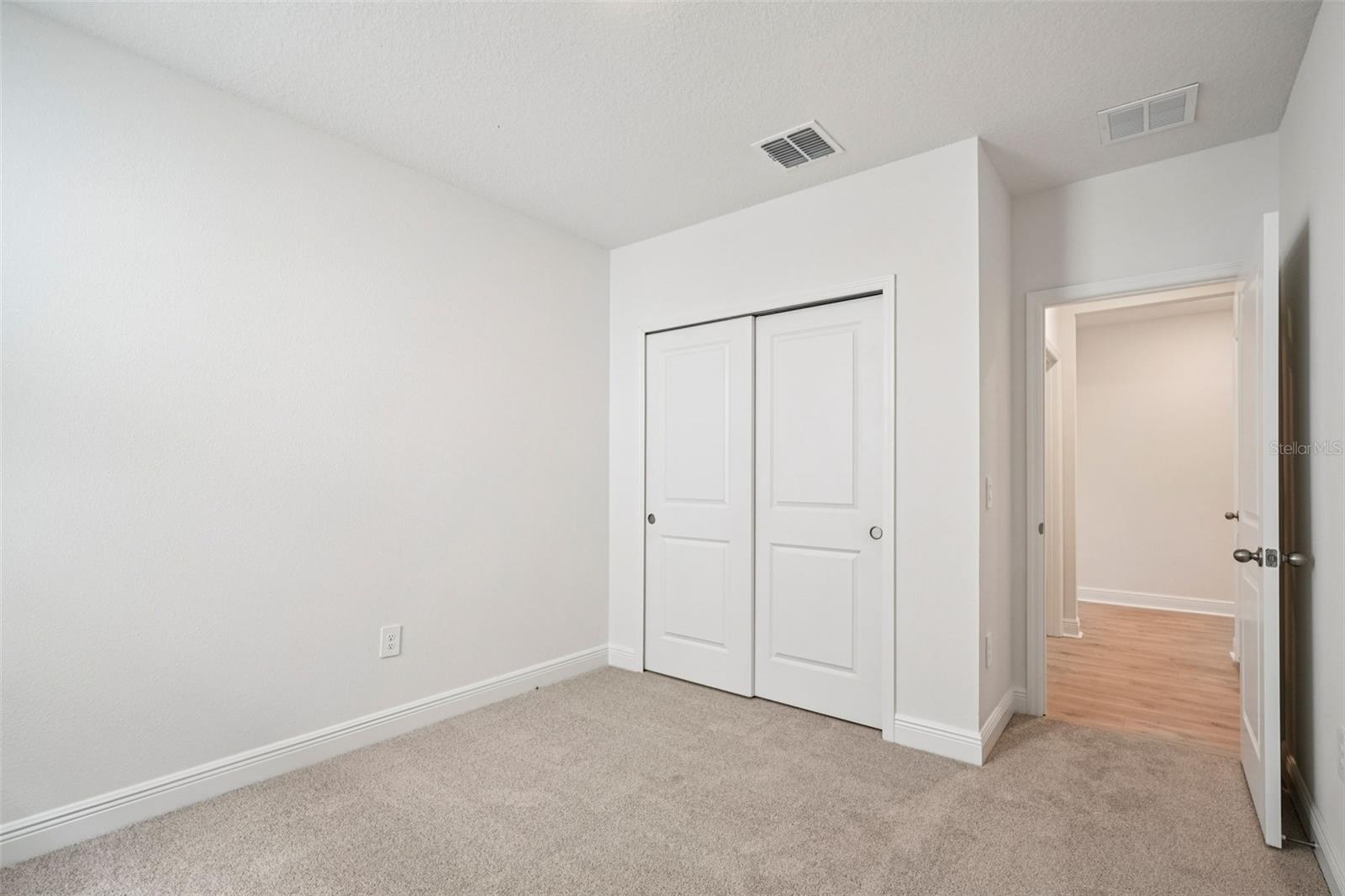 811 SUNSHOWER DR, LADY LAKE, FL — photo 43