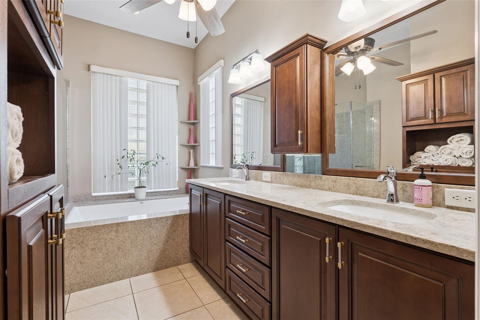 1500 EDGEWATER DR, MOUNT DORA, FL — photo 57