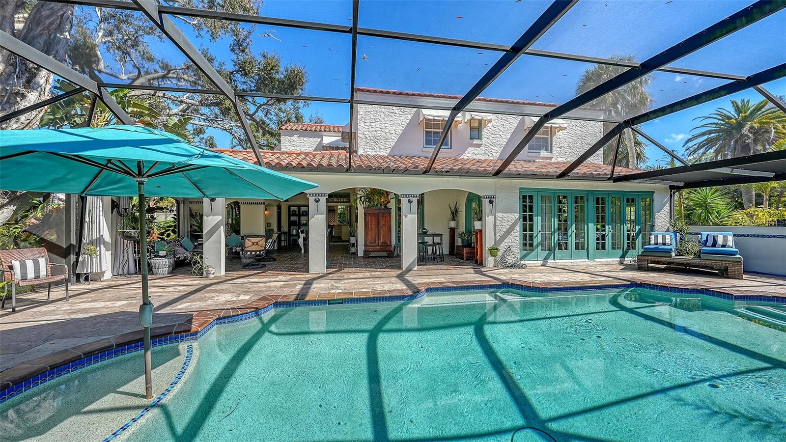 547 N SHORE DR, SARASOTA, FL — photo 31