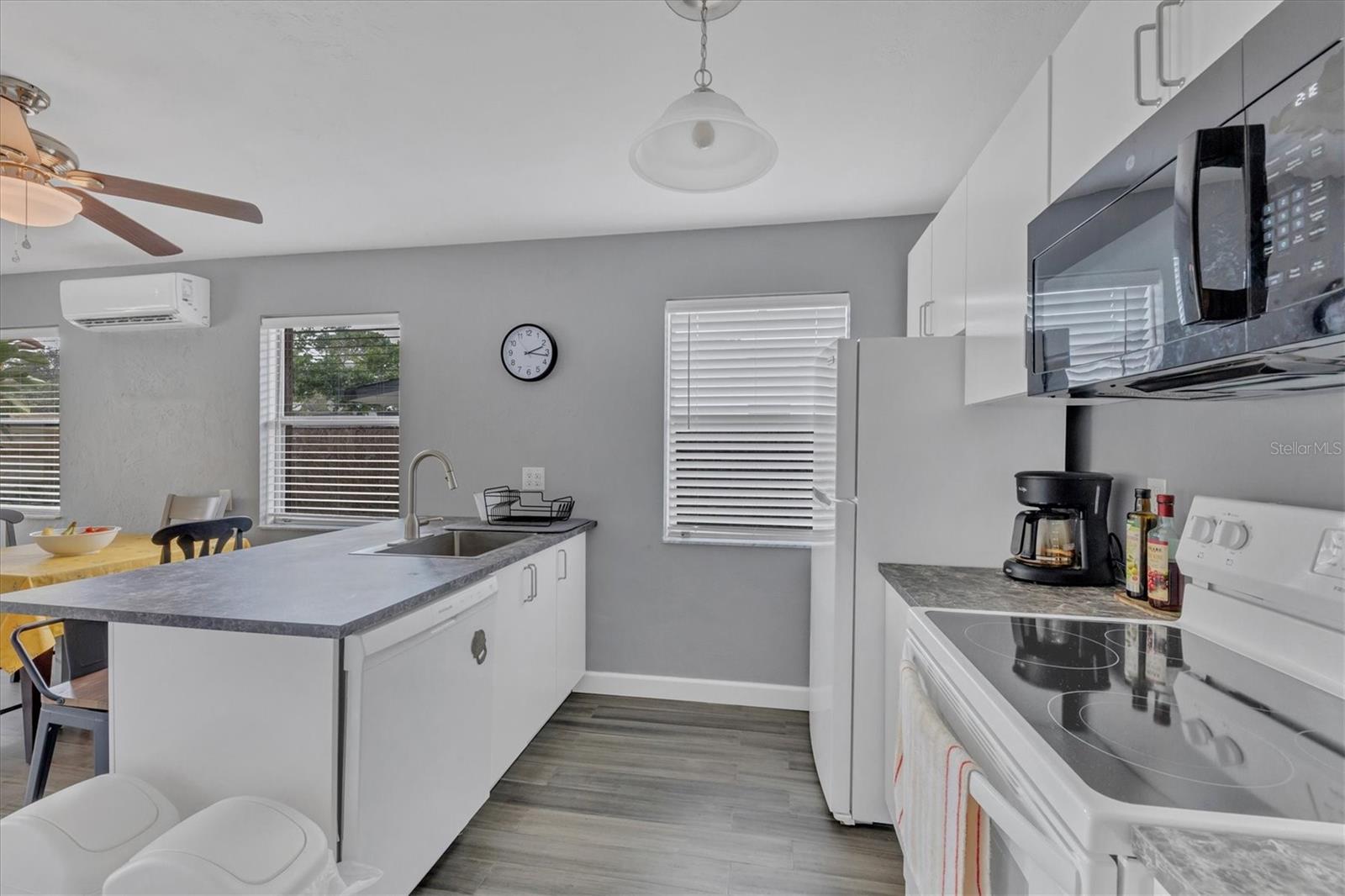 2305 NOVUS ST, SARASOTA, FL — photo 18