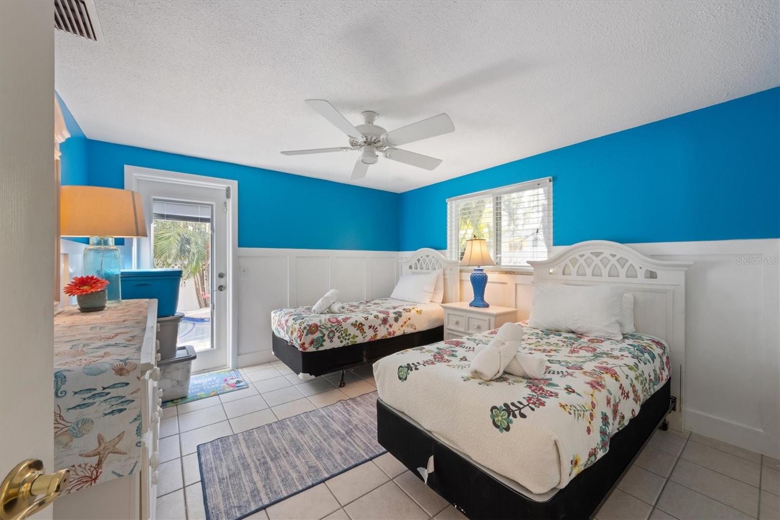 5807 DE PALMAS AVE, HOLMES BEACH, FL — photo 11