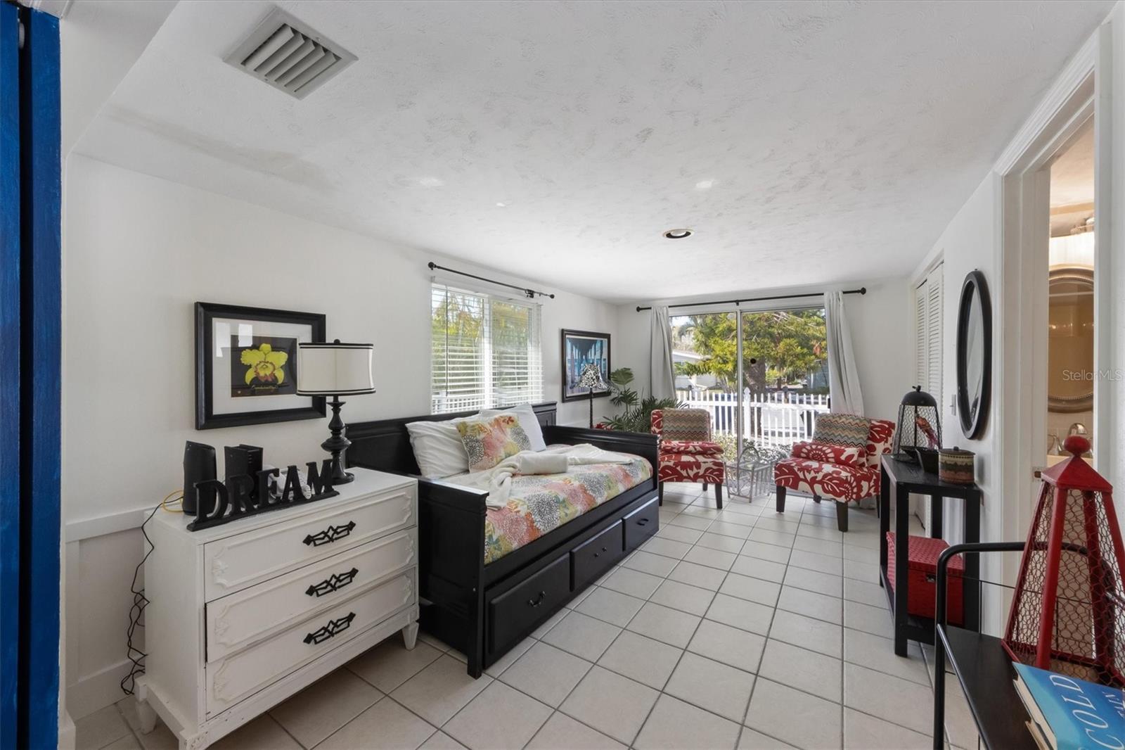 5807 DE PALMAS AVE, HOLMES BEACH, FL — photo 14