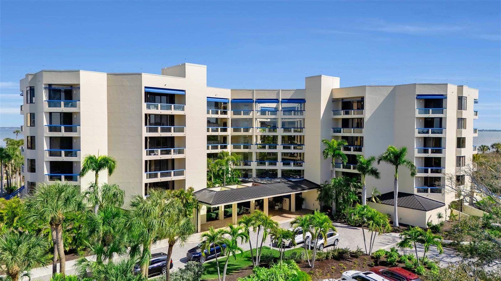 2110 HARBOURSIDE DR #523, LONGBOAT KEY, FL