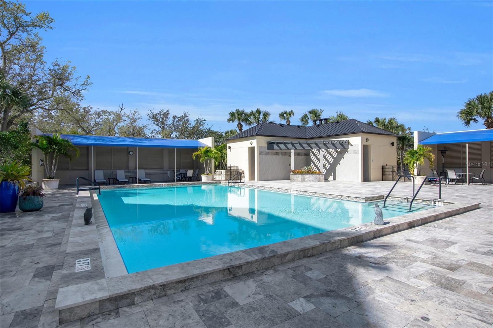 2110 HARBOURSIDE DR #523, LONGBOAT KEY, FL — photo 60