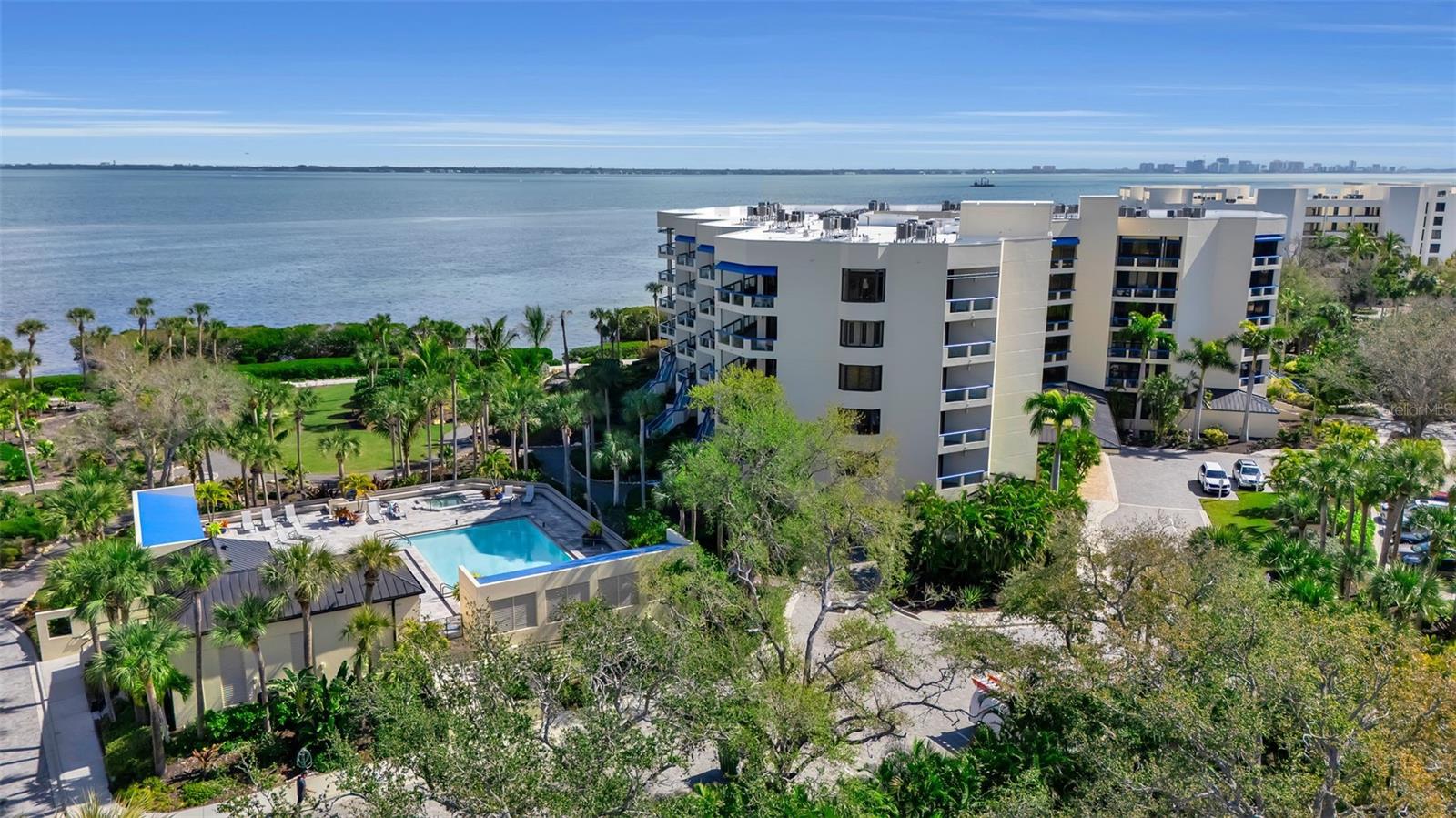 2110 HARBOURSIDE DR #523, LONGBOAT KEY, FL — photo 63
