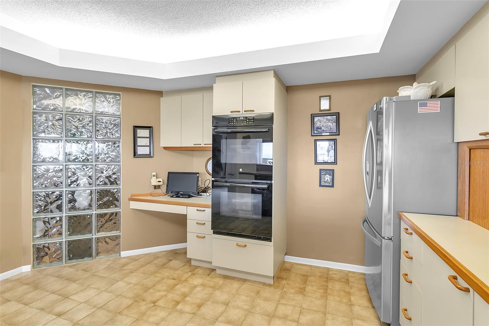 2110 HARBOURSIDE DR #523, LONGBOAT KEY, FL — photo 10