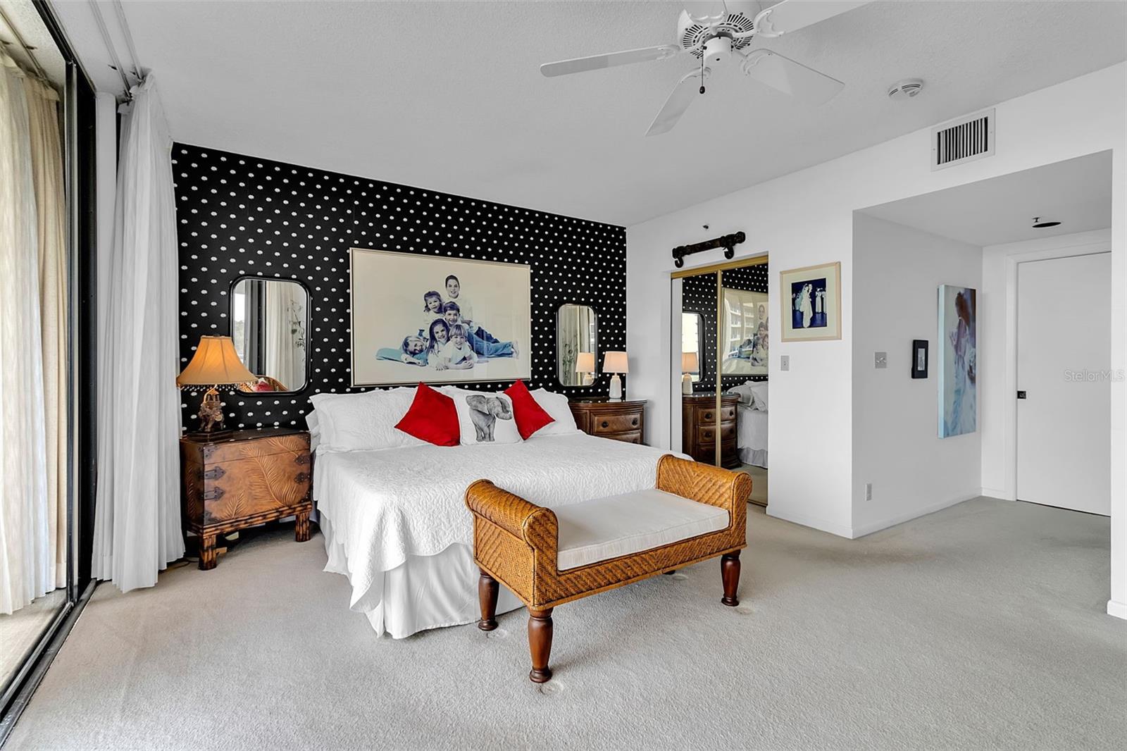 2110 HARBOURSIDE DR #523, LONGBOAT KEY, FL — photo 22