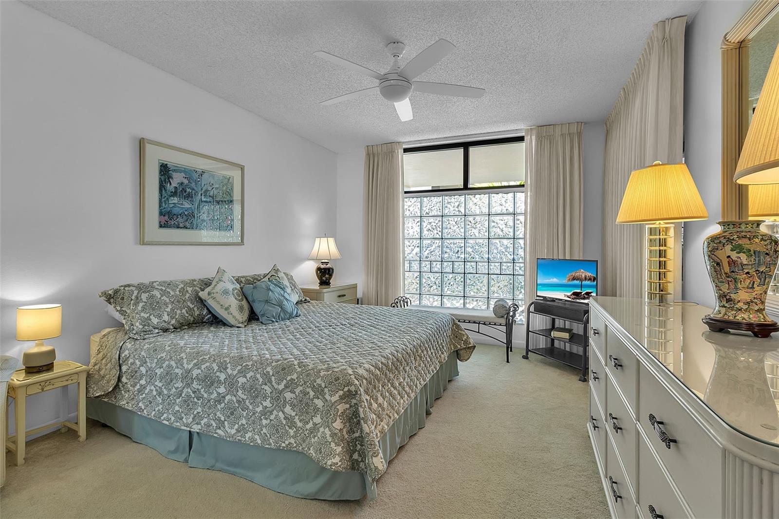 2110 HARBOURSIDE DR #523, LONGBOAT KEY, FL — photo 28