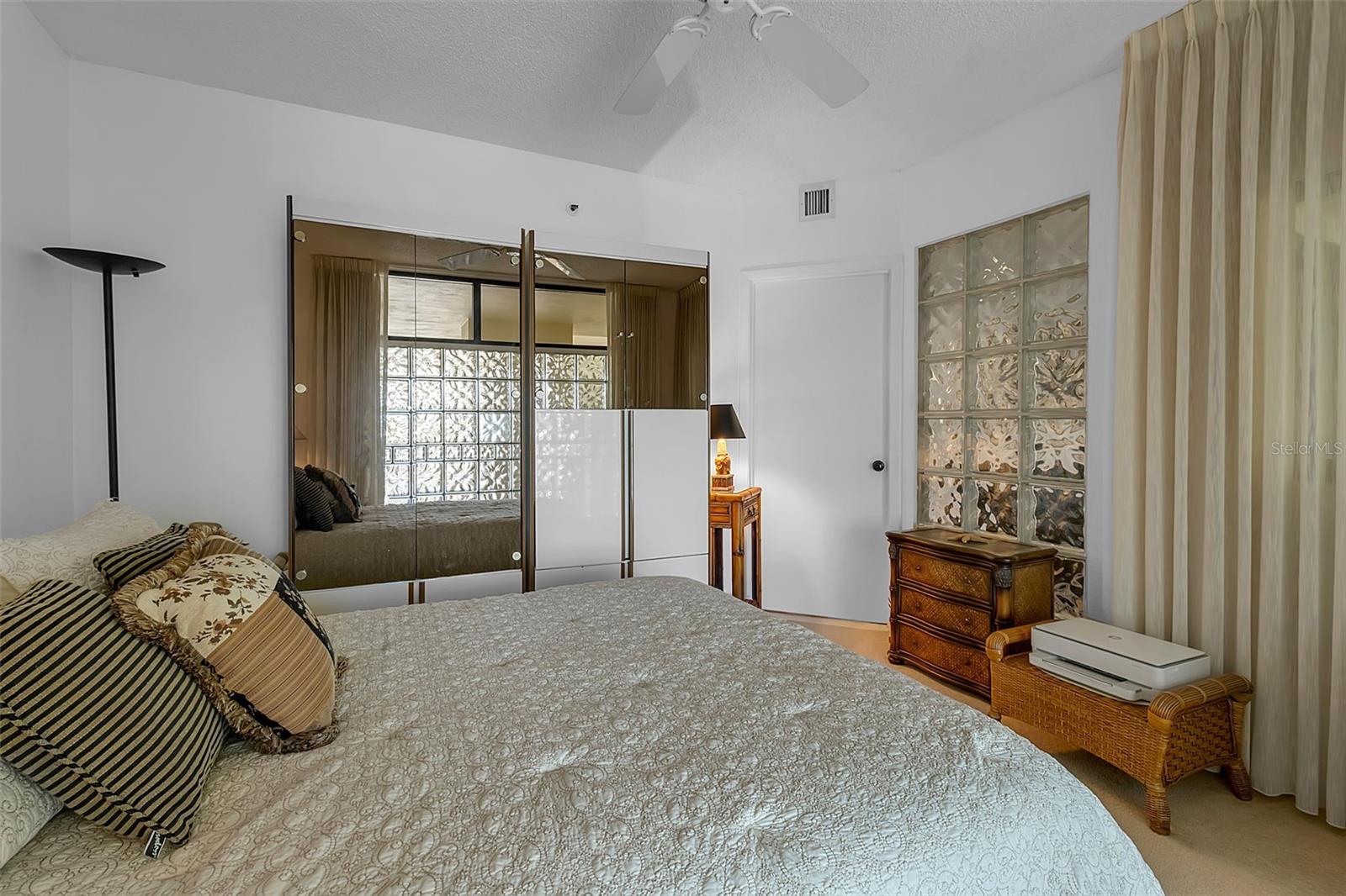 2110 HARBOURSIDE DR #523, LONGBOAT KEY, FL — photo 33