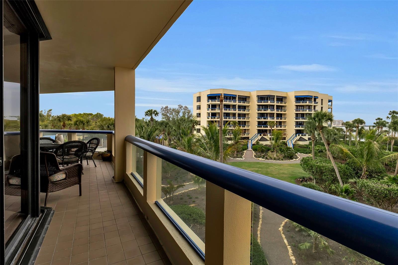 2110 HARBOURSIDE DR #523, LONGBOAT KEY, FL — photo 49