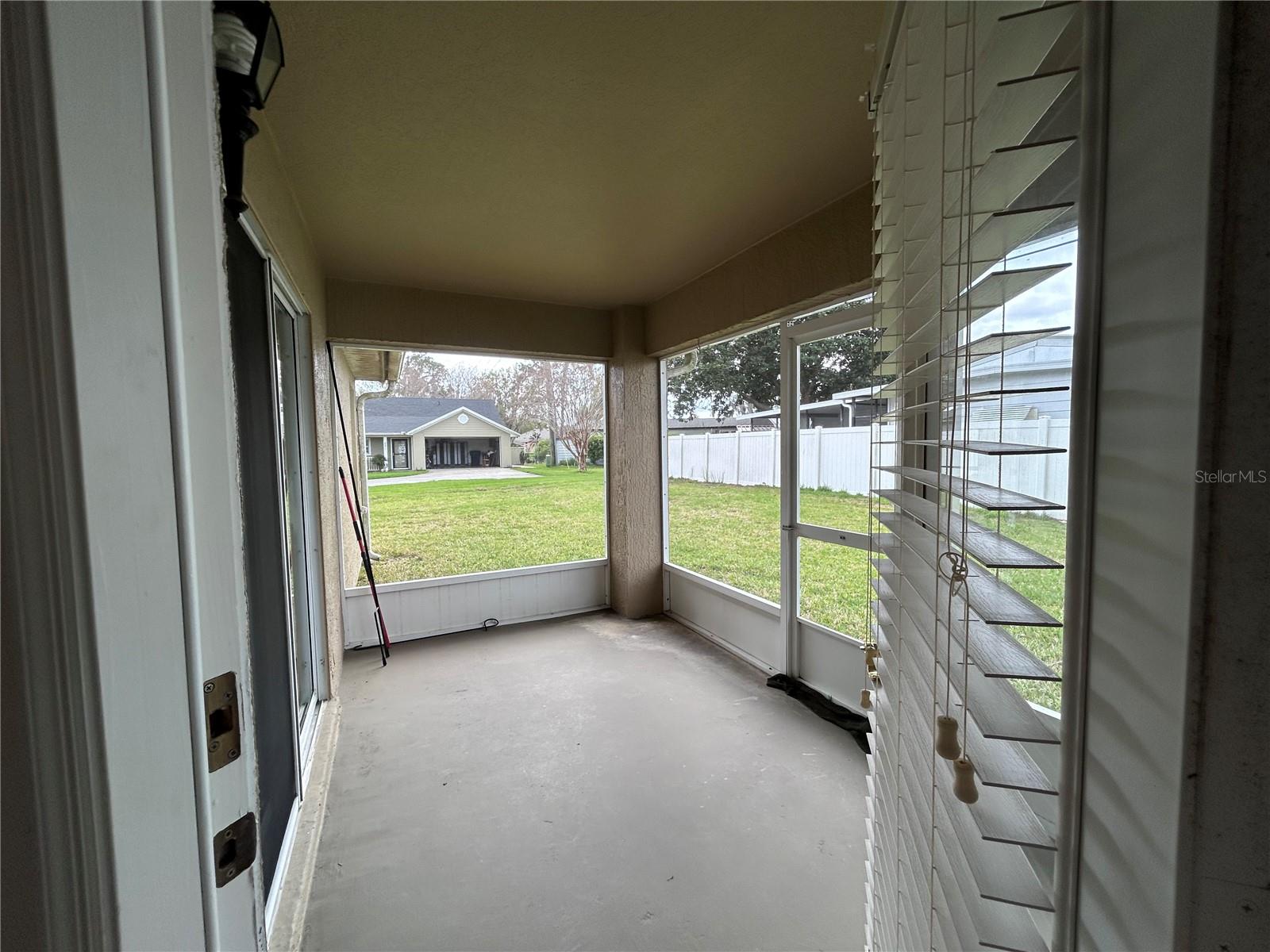 891 BEAVER RUN, TAVARES, FL — photo 13