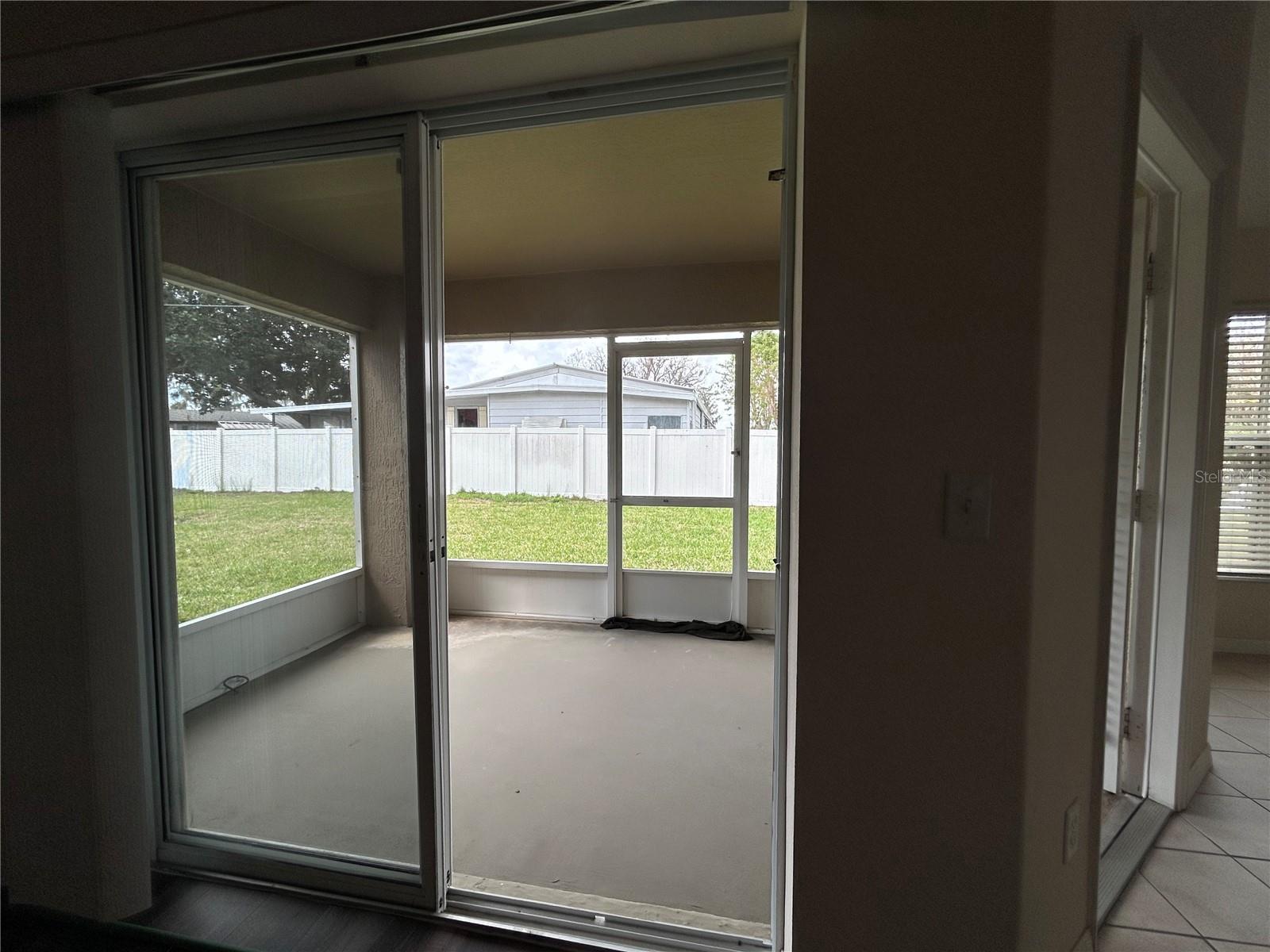 891 BEAVER RUN, TAVARES, FL — photo 15