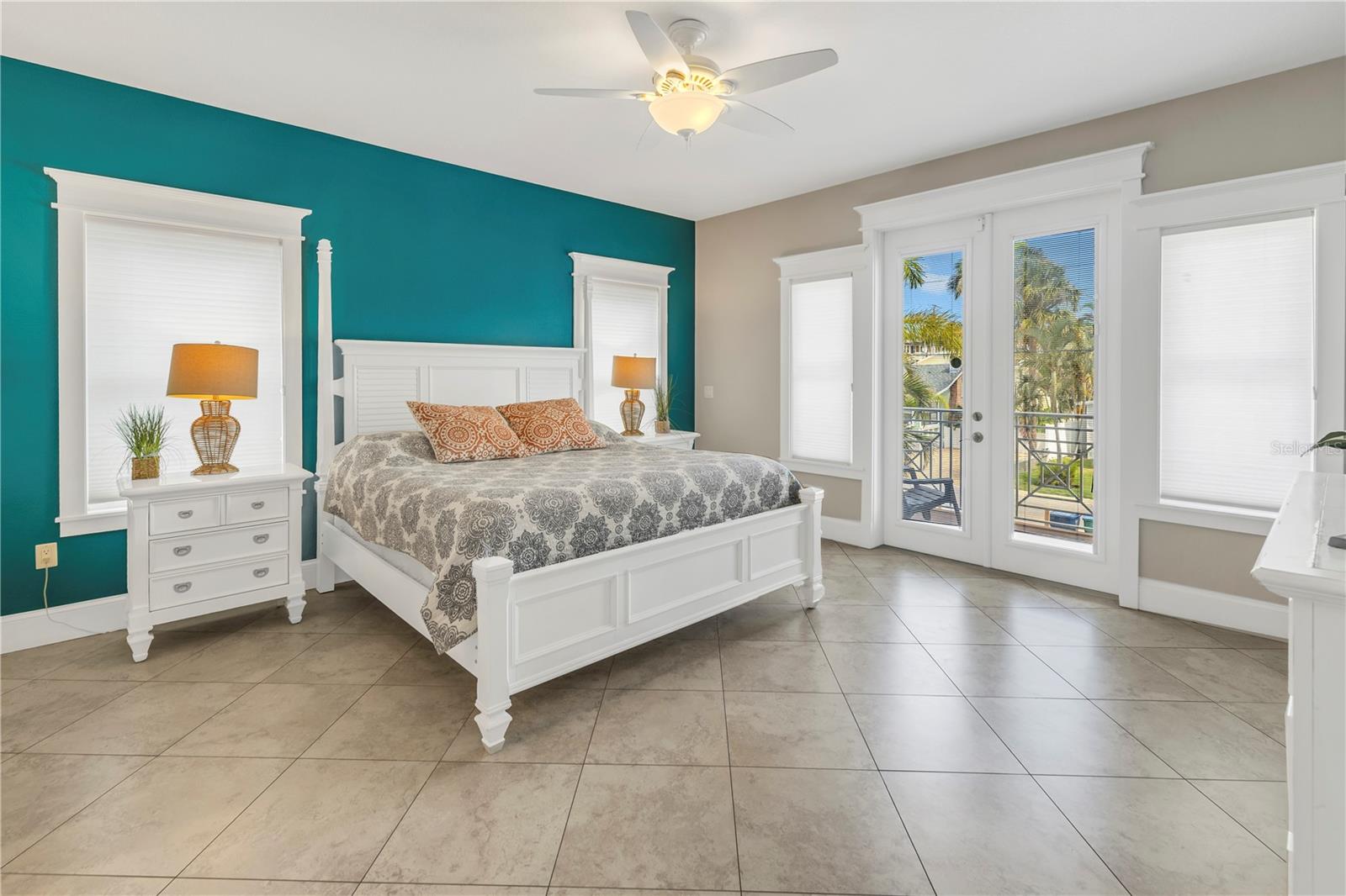 105 4TH ST S, BRADENTON BEACH, FL — photo 15