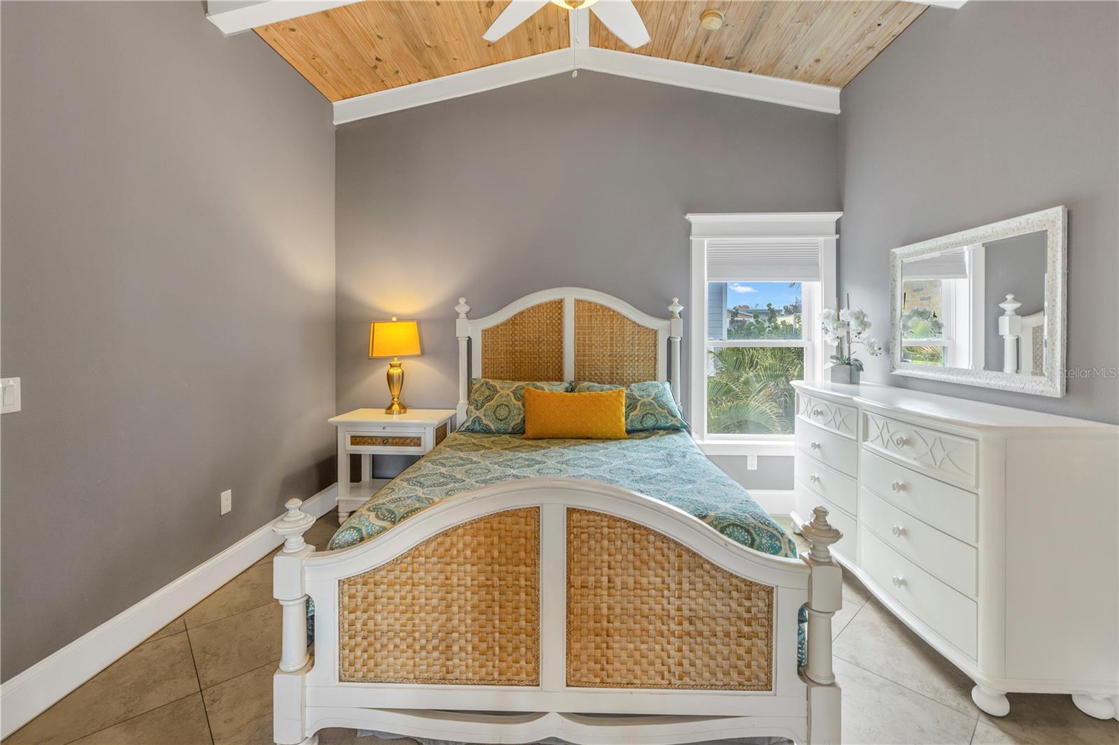105 4TH ST S, BRADENTON BEACH, FL — photo 22