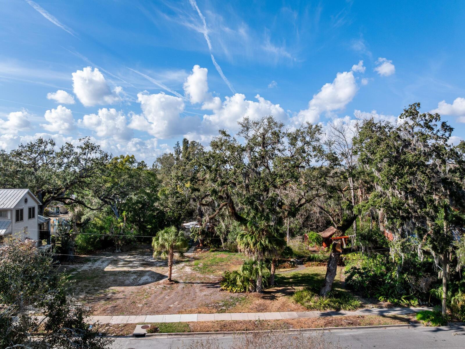 1214 E PARK CIR, TAMPA, FL — photo 6