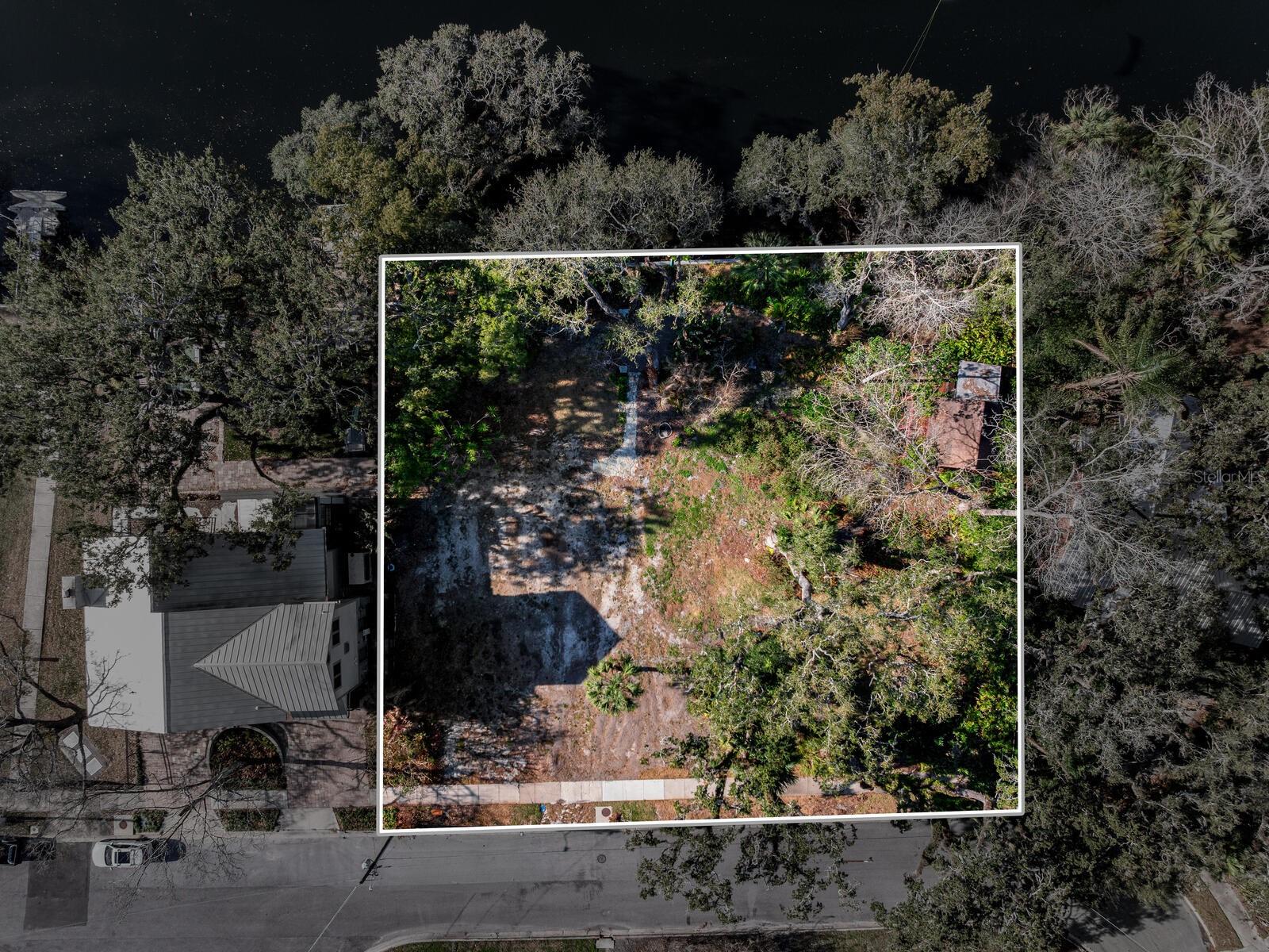 1214 E PARK CIR, TAMPA, FL — photo 7