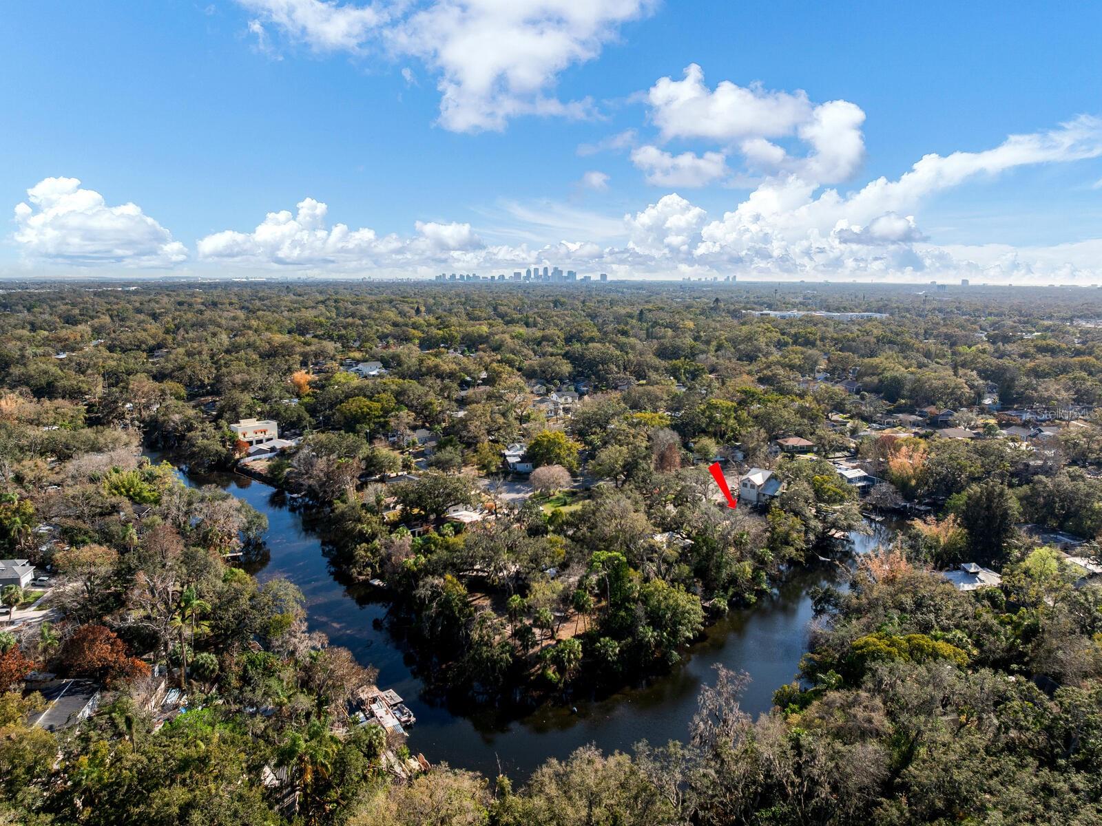 1214 E PARK CIR, TAMPA, FL — photo 11