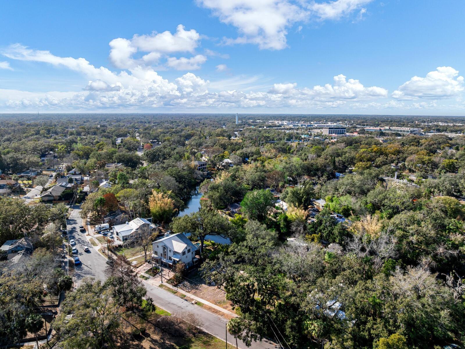 1214 E PARK CIR, TAMPA, FL — photo 44