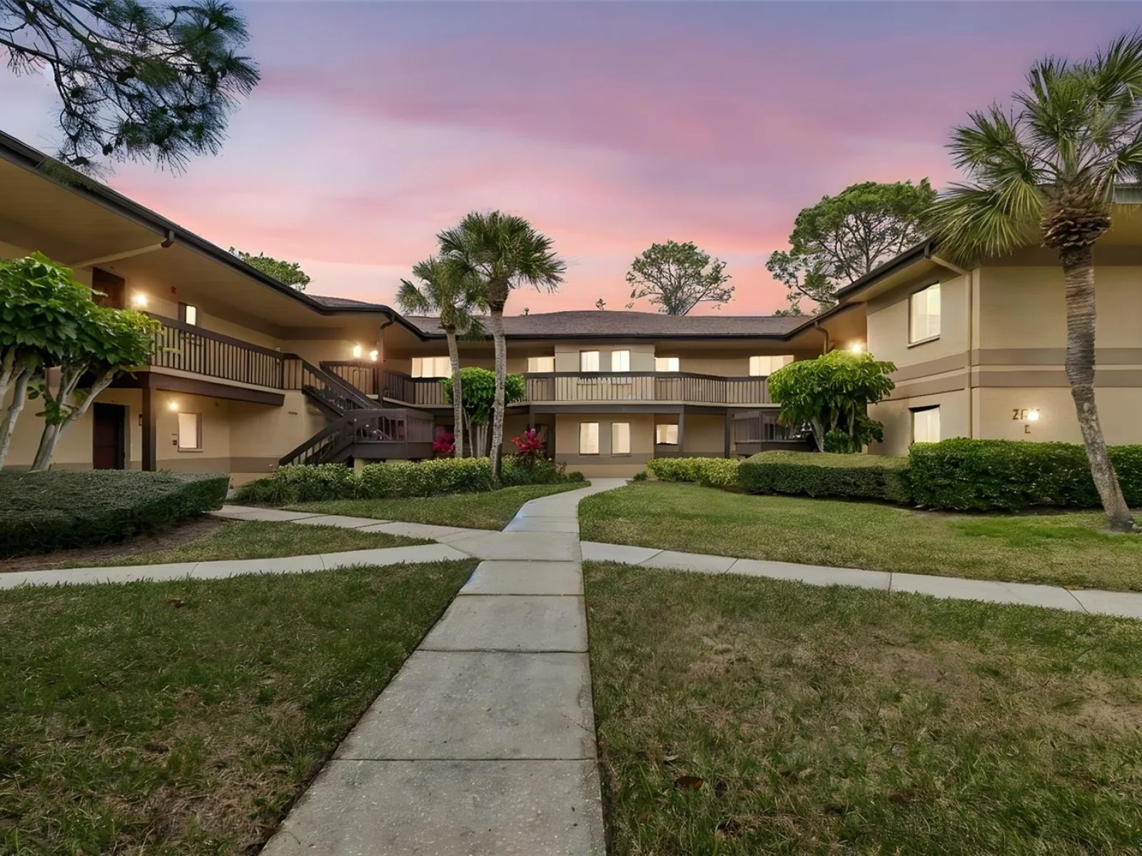 2679 SABAL SPRINGS CIR #102, CLEARWATER, FL — photo 2