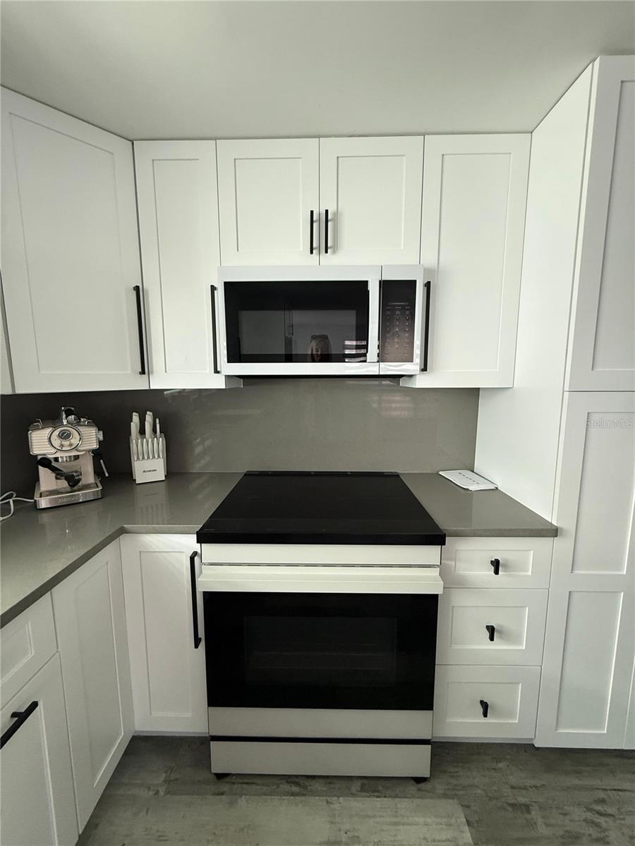5925 BEVERLY DR, HUDSON, FL — photo 40