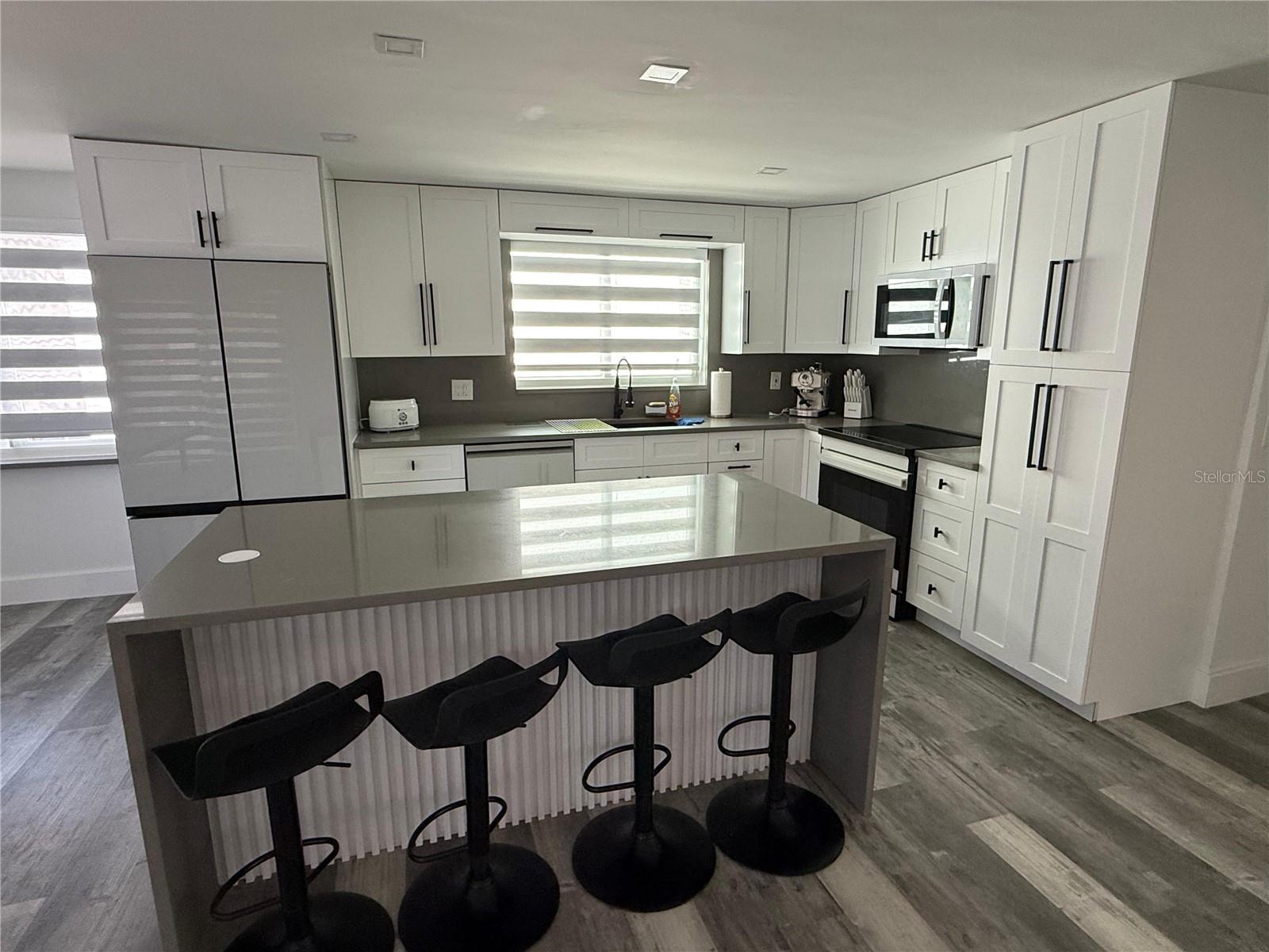 5925 BEVERLY DR, HUDSON, FL — photo 3