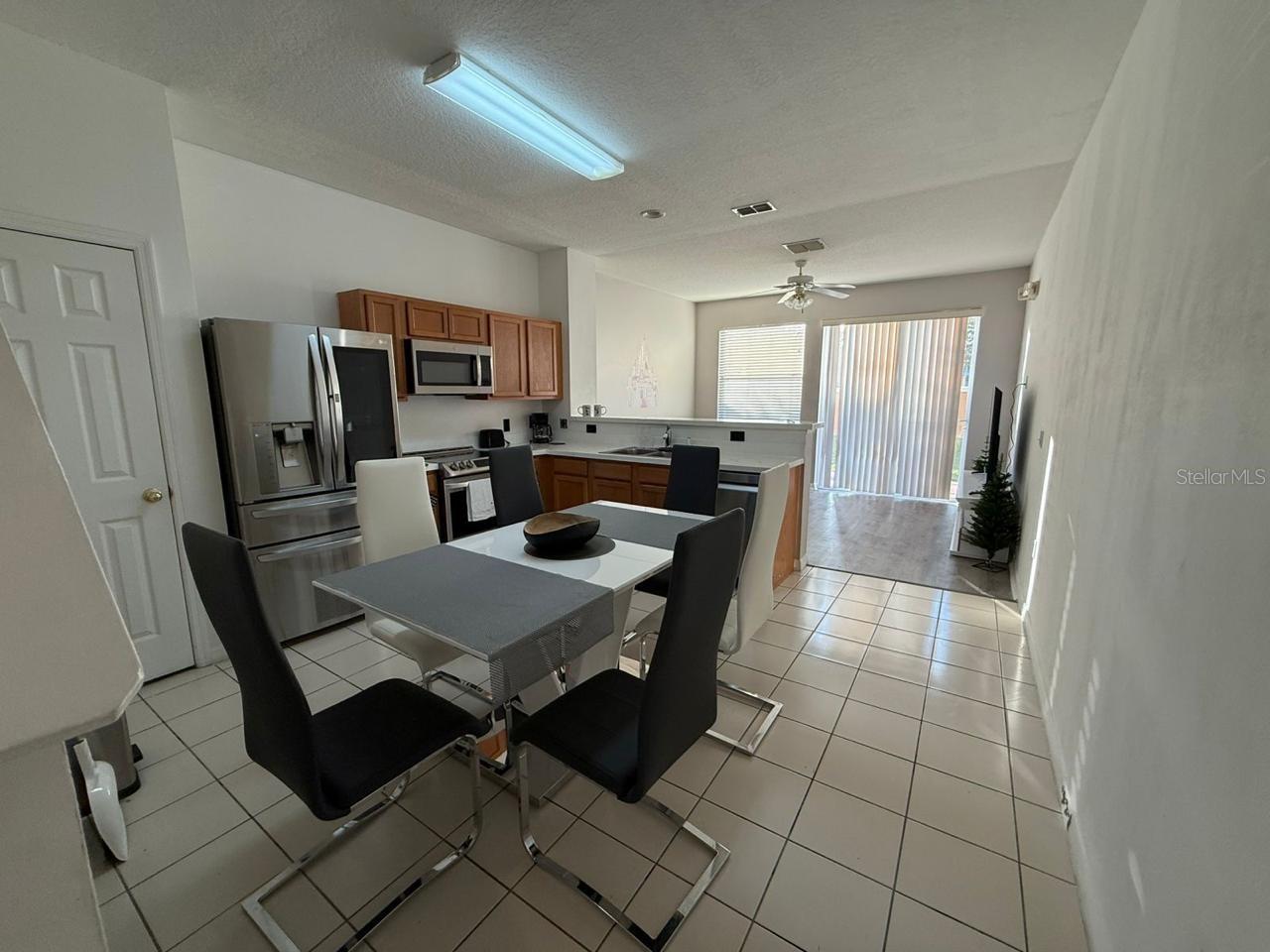 5210 PARADISE CAY CIR, KISSIMMEE, FL — photo 2