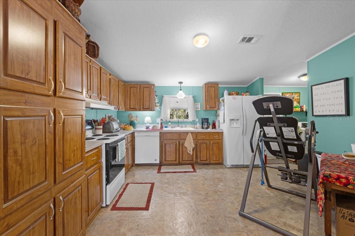 1658 NE 743RD ST, OLD TOWN, FL — photo 12