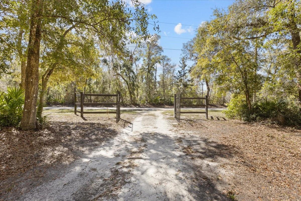1658 NE 743RD ST, OLD TOWN, FL — photo 41