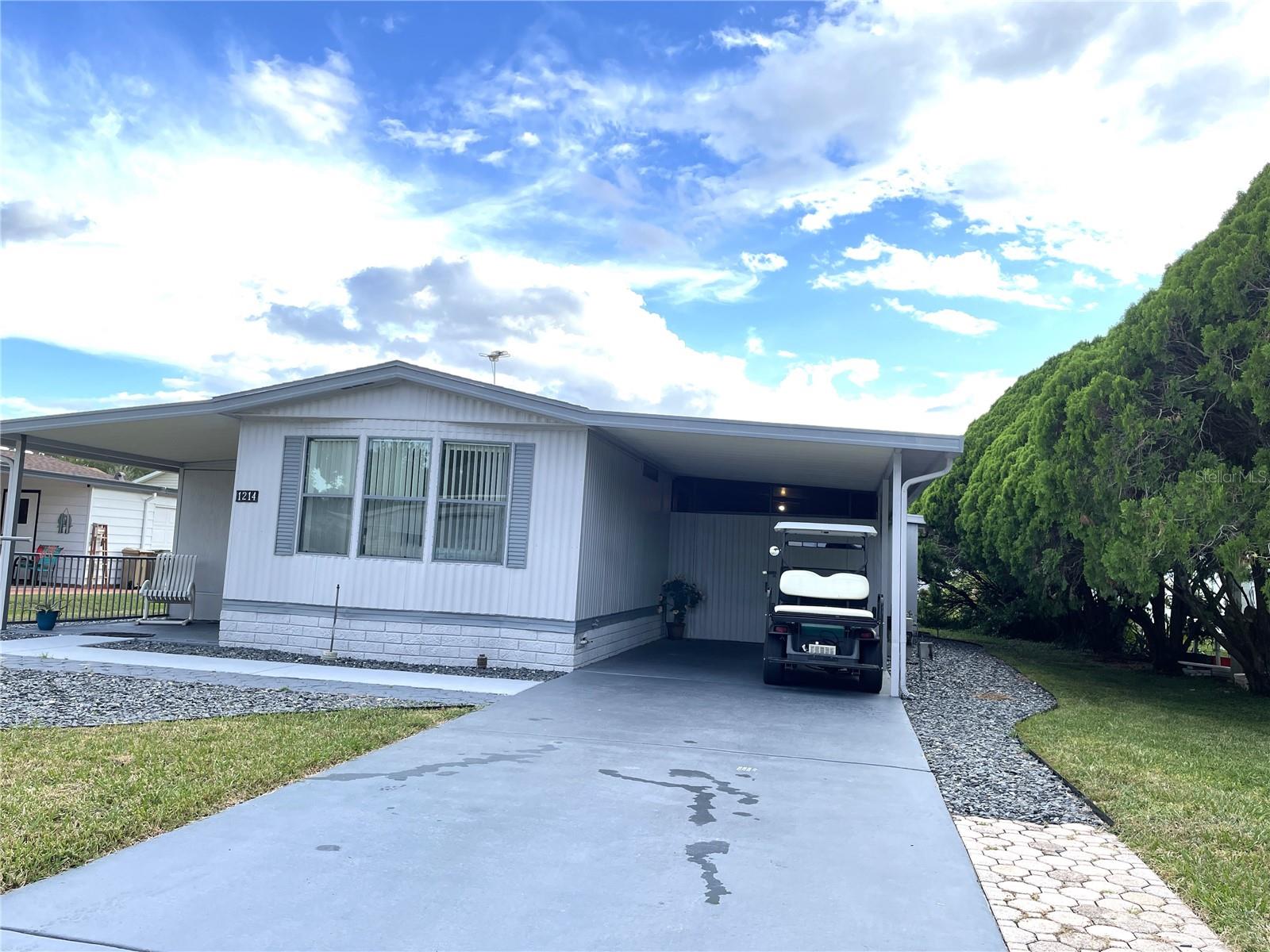 1214 DUSTIN DR, THE VILLAGES, FL
