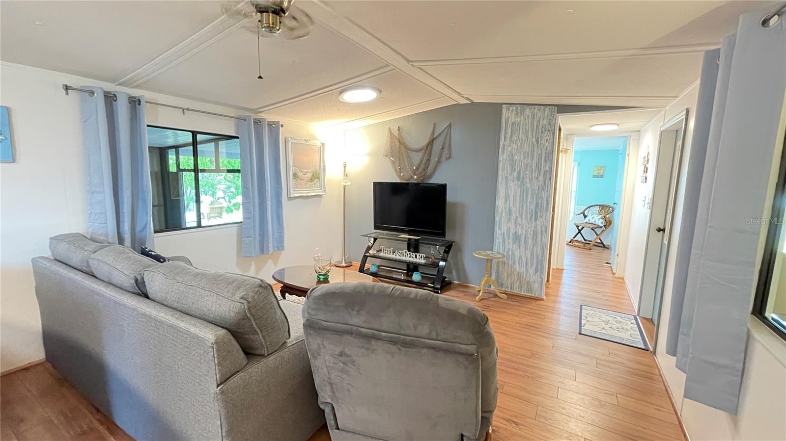 1214 DUSTIN DR, THE VILLAGES, FL — photo 4