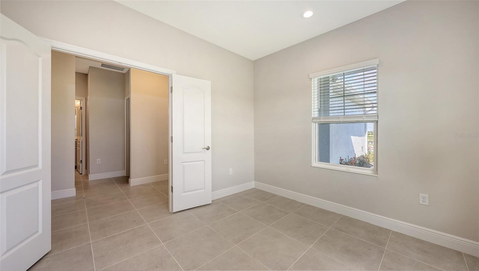 11533 GREAT BROOK LN, PARRISH, FL — photo 24